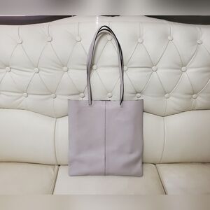 Banana Republic medium flat leather tote in taupe/gray